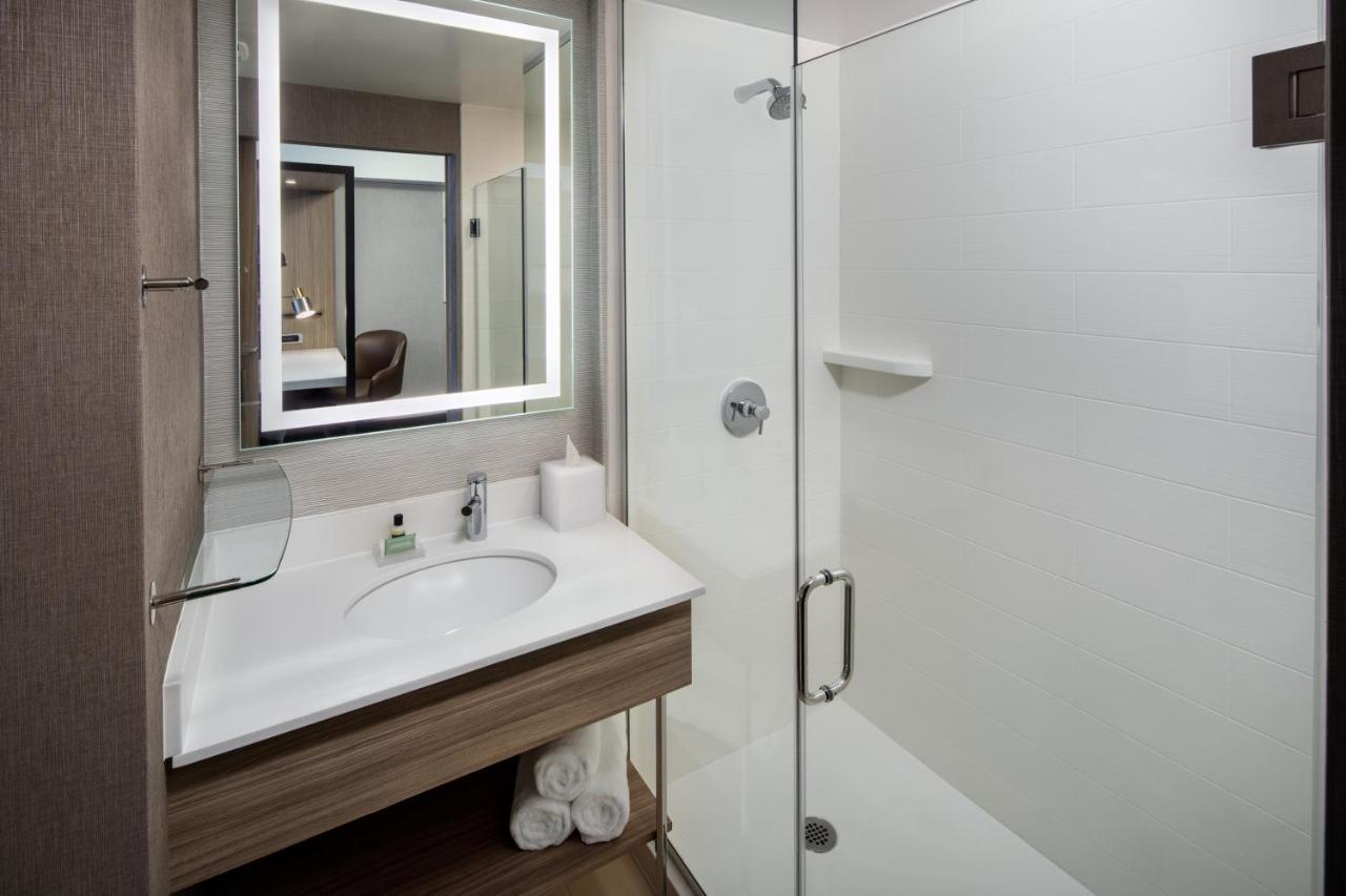 Springhill Suites By Marriott New York Jfk Airport Jamaica Esterno foto